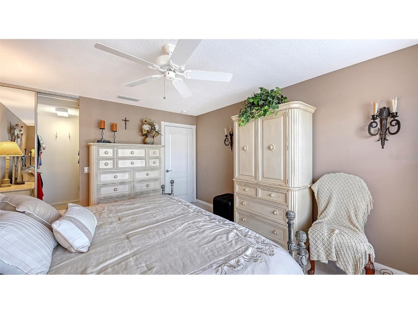 5770 Ivrea Drive Sarasota FL 34238 A4671491 image25