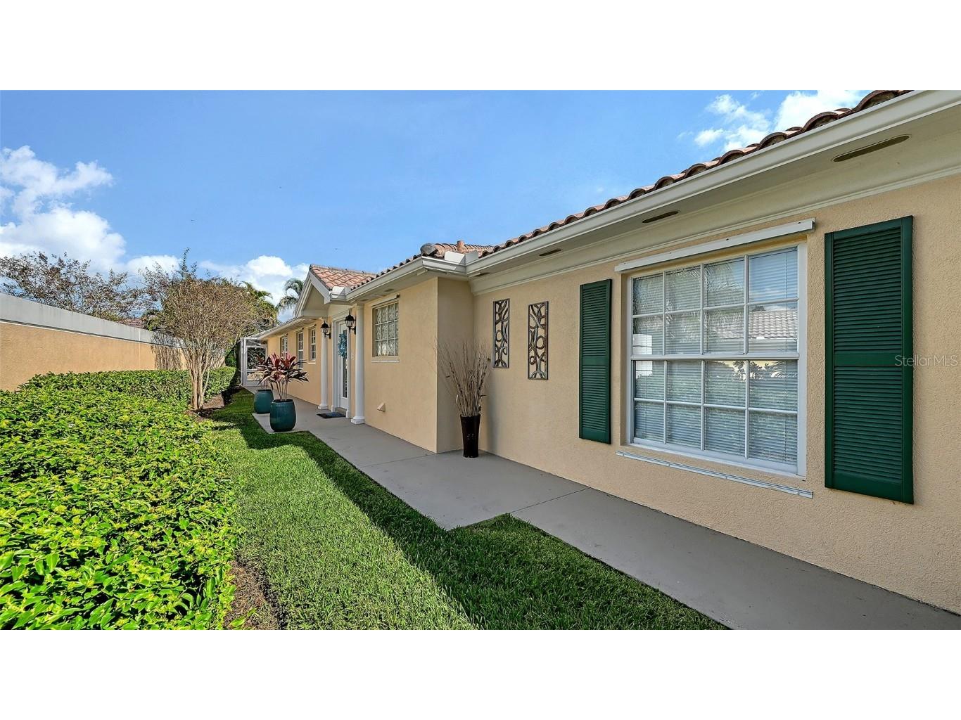 5770 Ivrea Drive Sarasota FL 34238 A4671491 image7