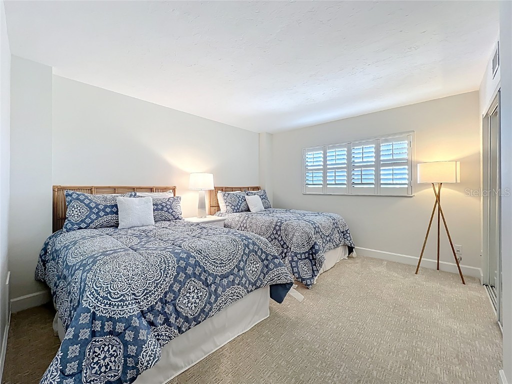 5770 Midnight Pass Road #301 Sarasota FL 34242 A4663854 image18