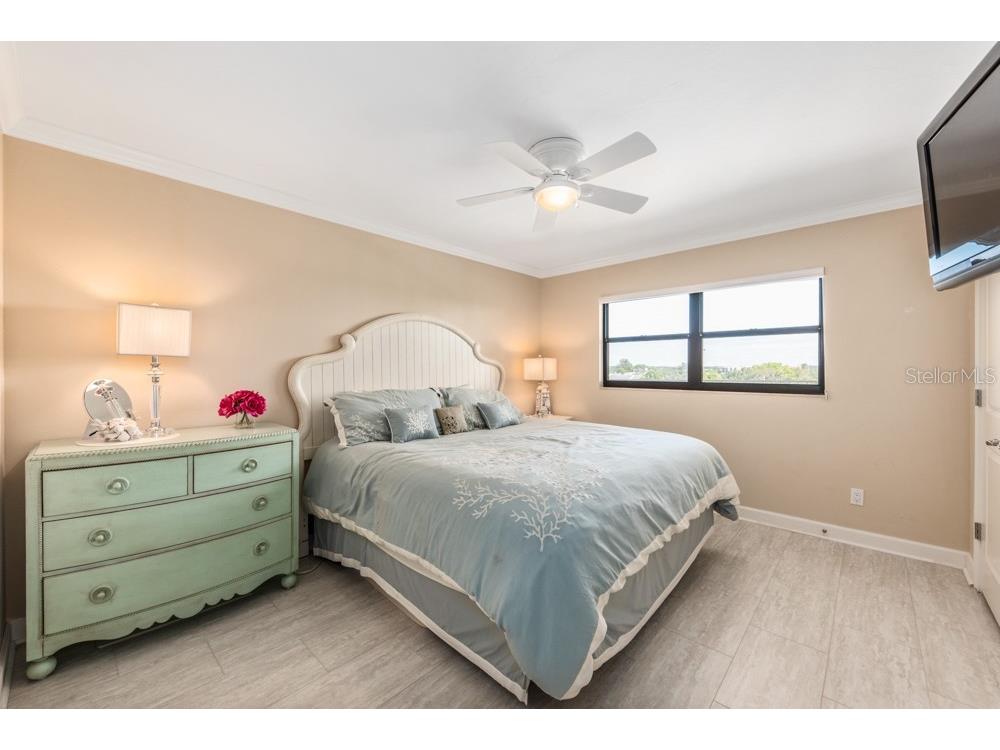 5770 Midnight Pass Road #605 Sarasota FL 34242 A4486589 image17