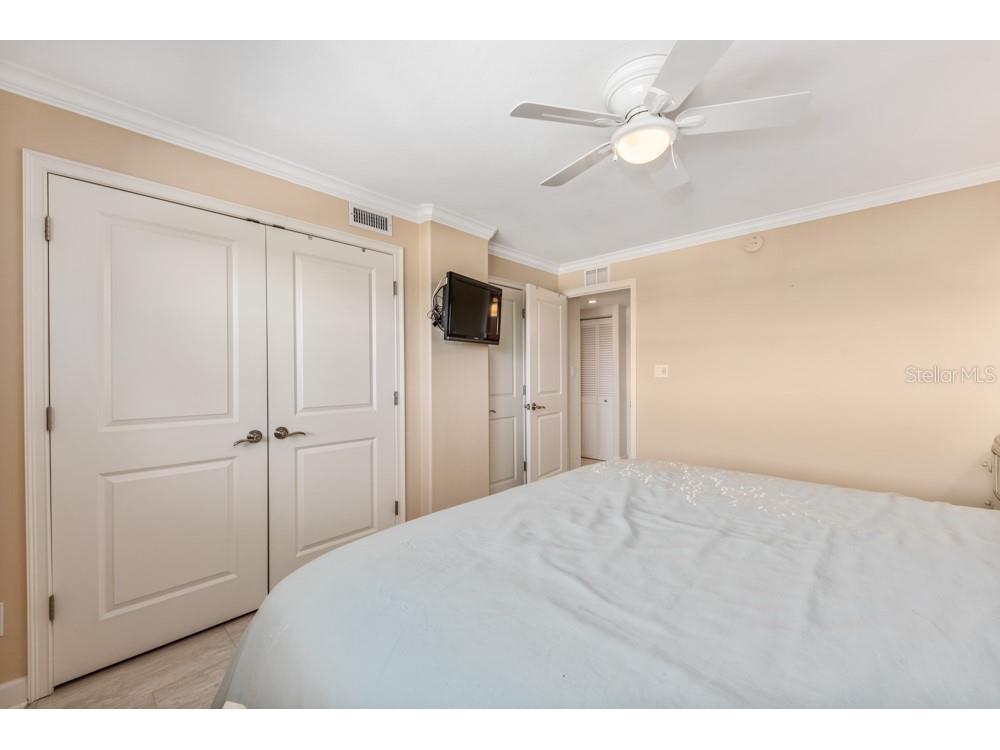 5770 Midnight Pass Road #605 Sarasota FL 34242 A4486589 image18