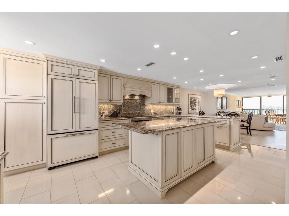 5770 Midnight Pass Road #605 Sarasota FL 34242 A4486589 image2