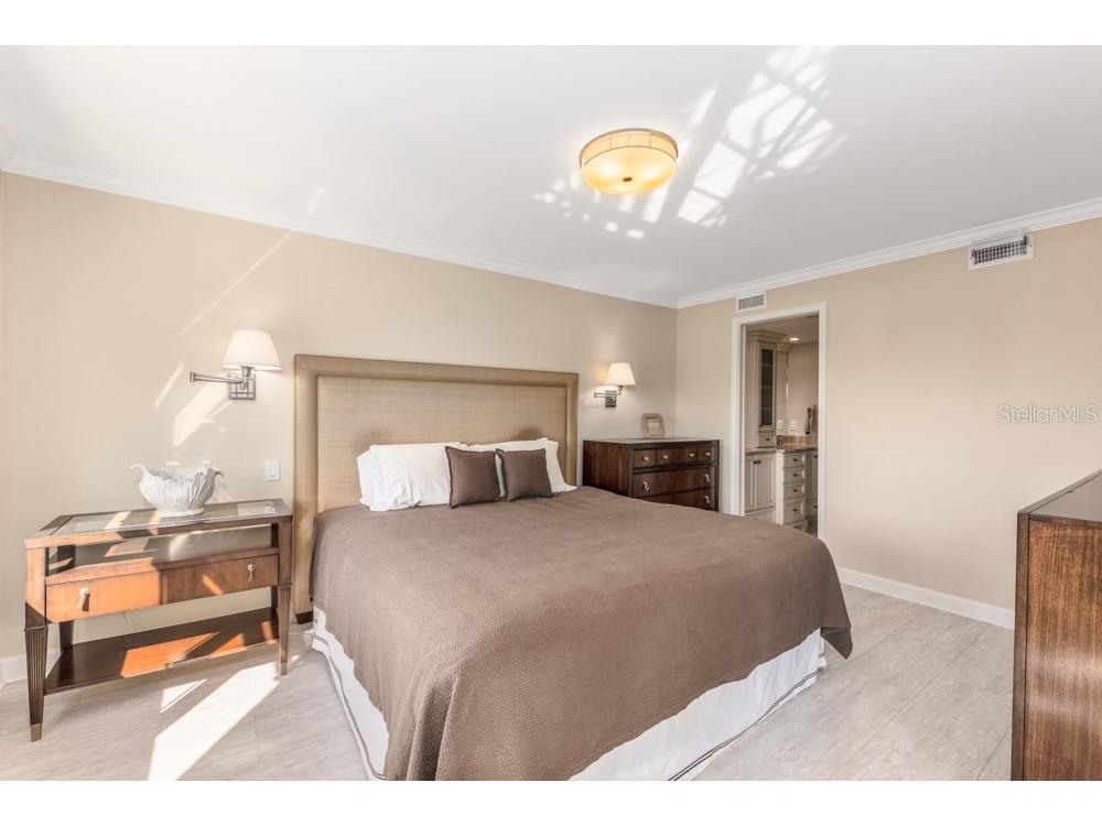 5770 Midnight Pass Road #605 Sarasota FL 34242 A4486589 image20