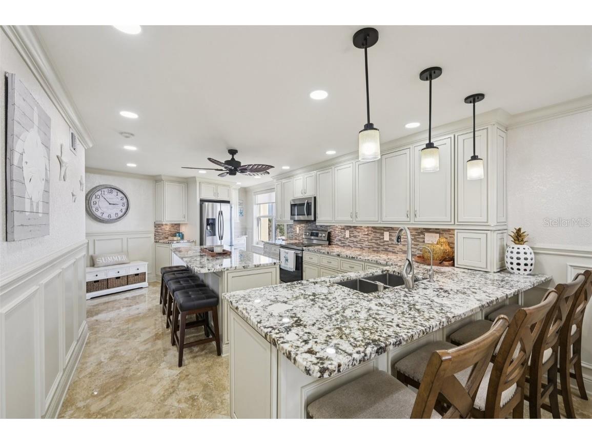 5770 Midnight Pass Road #C601 Sarasota FL 34242 - GULF OF AMERICA A4674063 image4