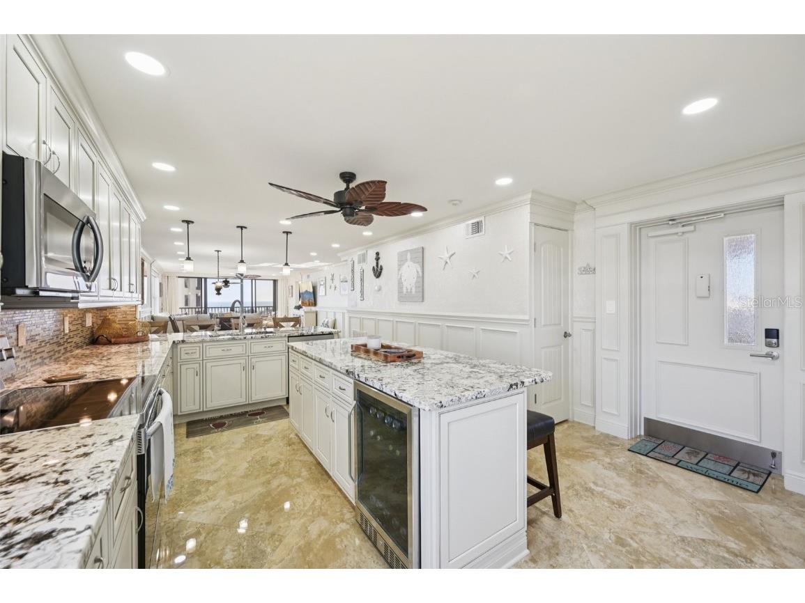 5770 Midnight Pass Road #C601 Sarasota FL 34242 - GULF OF AMERICA A4674063 image9