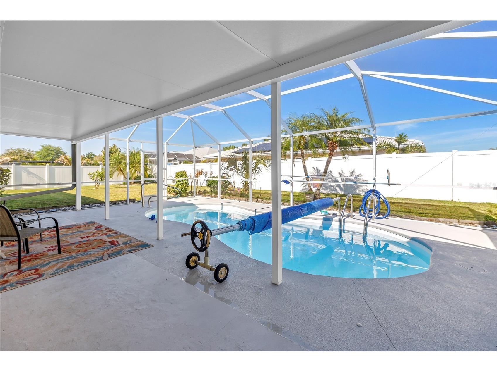 5771 Timberlake Sarasota FL 34243 TB8500441 image40