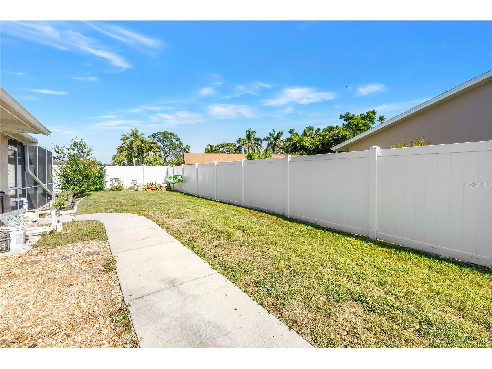 5771 Timberlake Sarasota FL 34243 TB8500441 image44