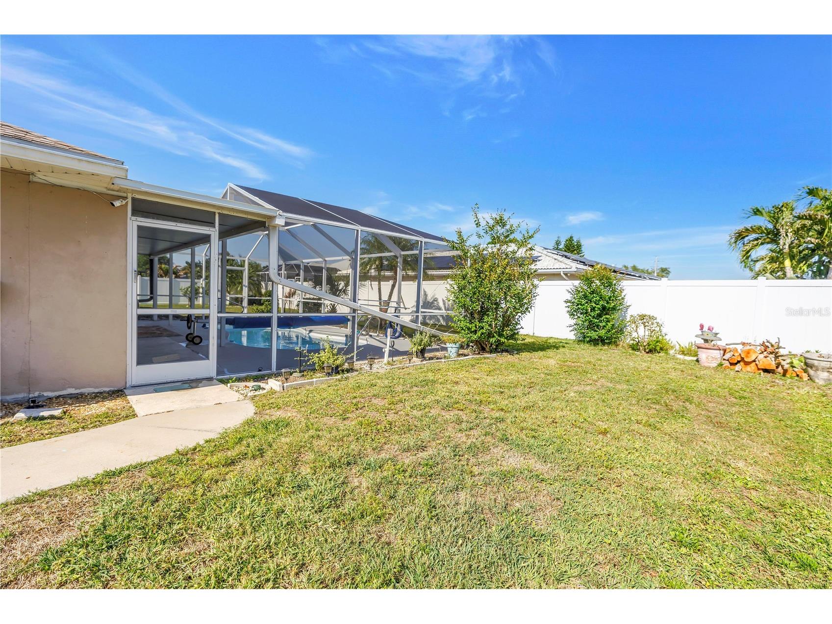5771 Timberlake Sarasota FL 34243 TB8500441 image45