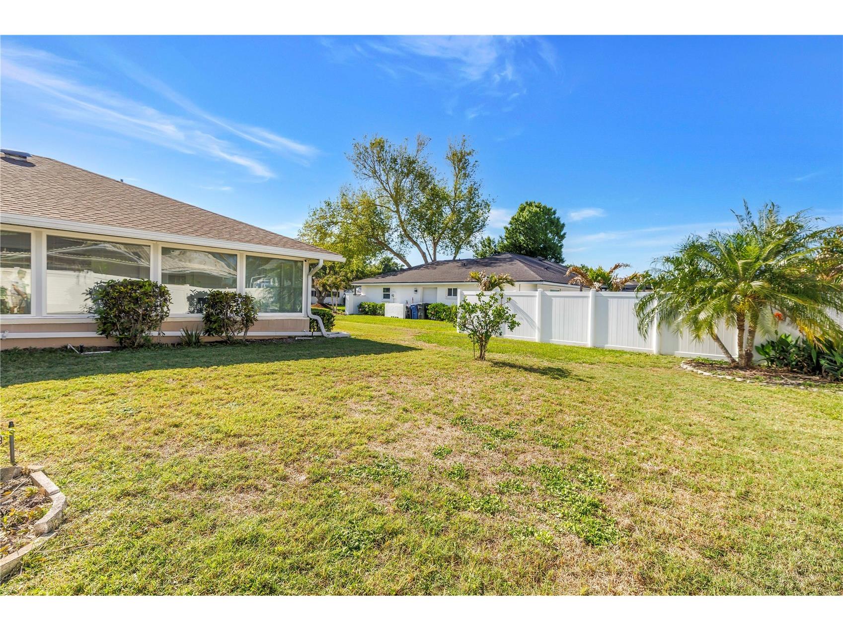 5771 Timberlake Sarasota FL 34243 TB8500441 image47