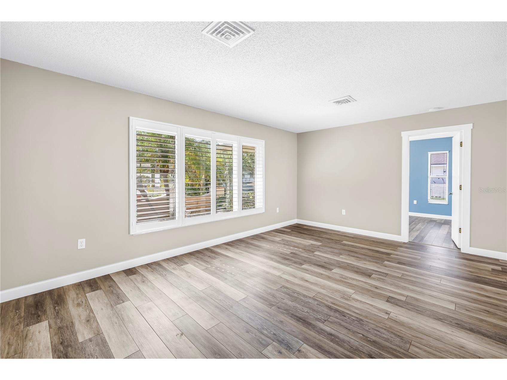 5771 Timberlake Sarasota FL 34243 TB8500441 image5