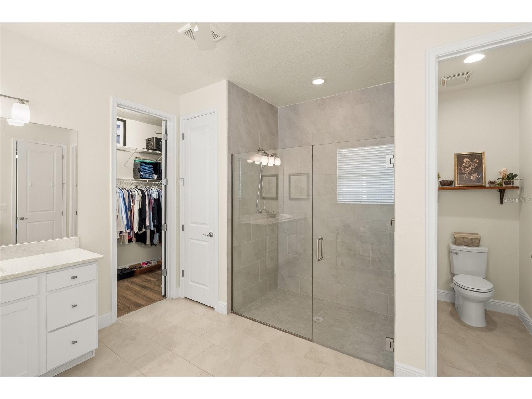 5773 Long Shore Loop Sarasota FL 34238 A4695401 image18