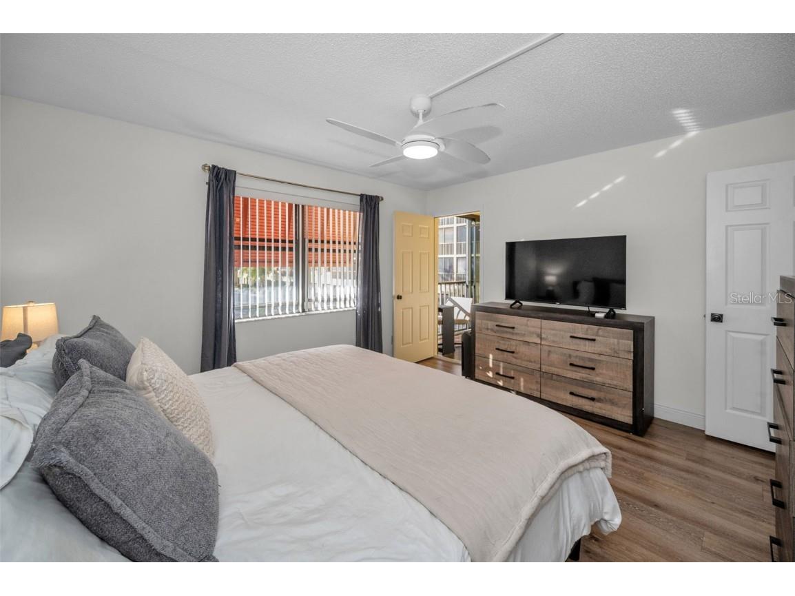 5775 Park Street N #211 Saint Petersburg FL 33709 - COMMUNITY POND TB8448734 image24