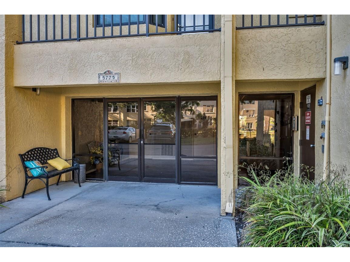 5775 Park Street N #211 Saint Petersburg FL 33709 - COMMUNITY POND TB8448734 image34