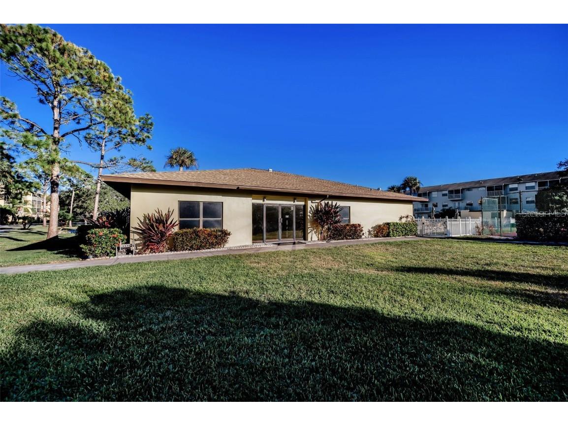 5775 Park Street N #211 Saint Petersburg FL 33709 - COMMUNITY POND TB8448734 image41