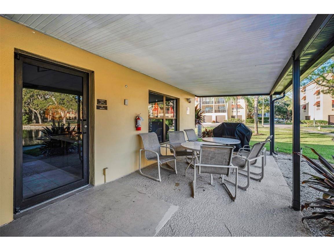 5775 Park Street N #211 Saint Petersburg FL 33709 - COMMUNITY POND TB8448734 image42