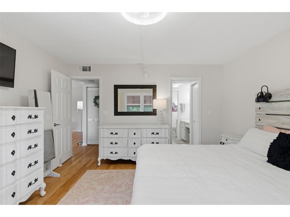 5775 Park Street N #311 Saint Petersburg FL 33709 TB8440792 image23