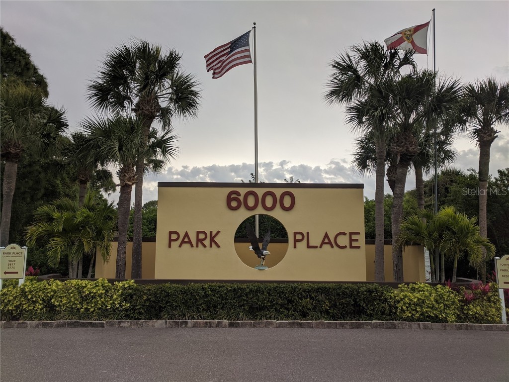 5775 Park Street N #401 Saint Petersburg FL 33709 U8157204 image1