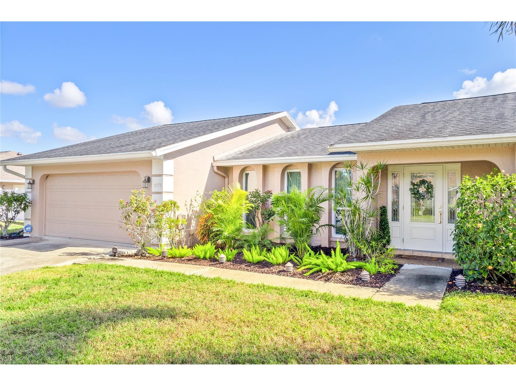 5775 Timber Lake Drive Sarasota FL 34243 A4679749 image1
