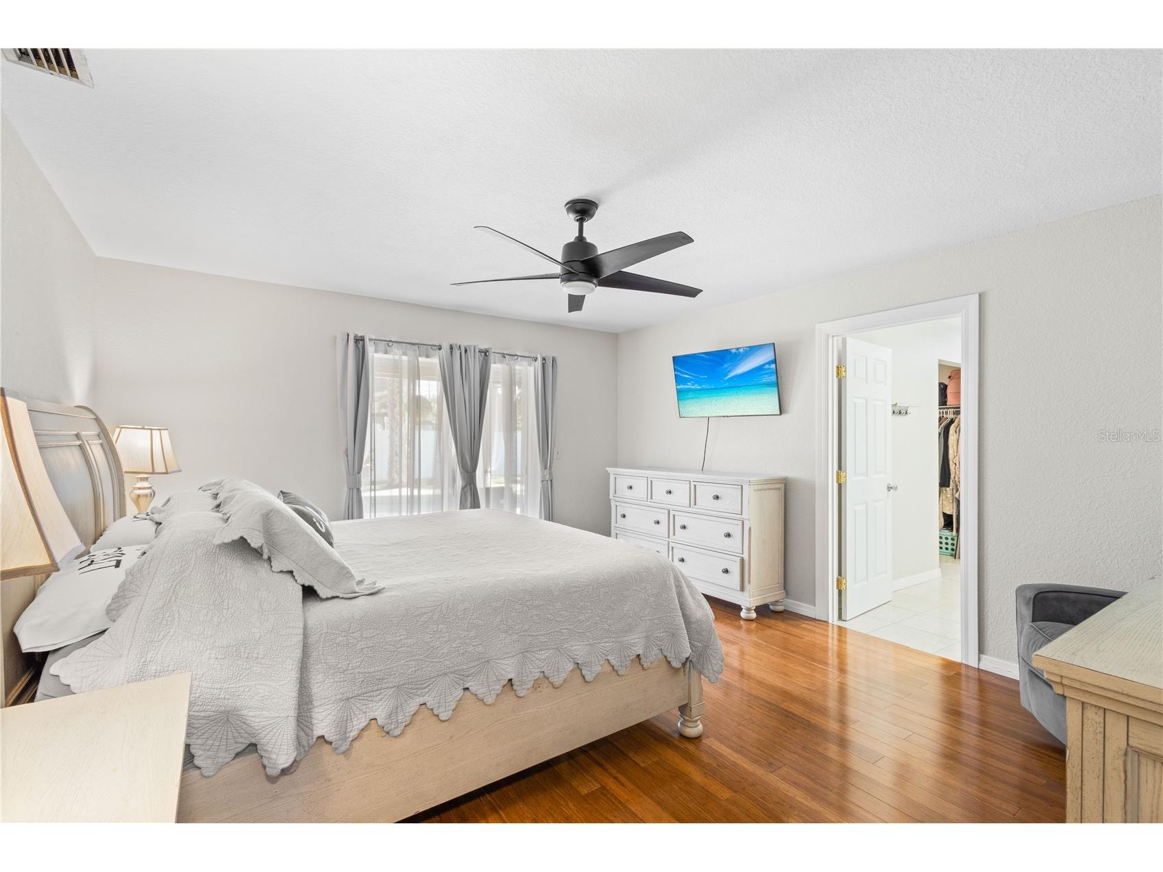 5775 Timber Lake Drive Sarasota FL 34243 A4679749 image14