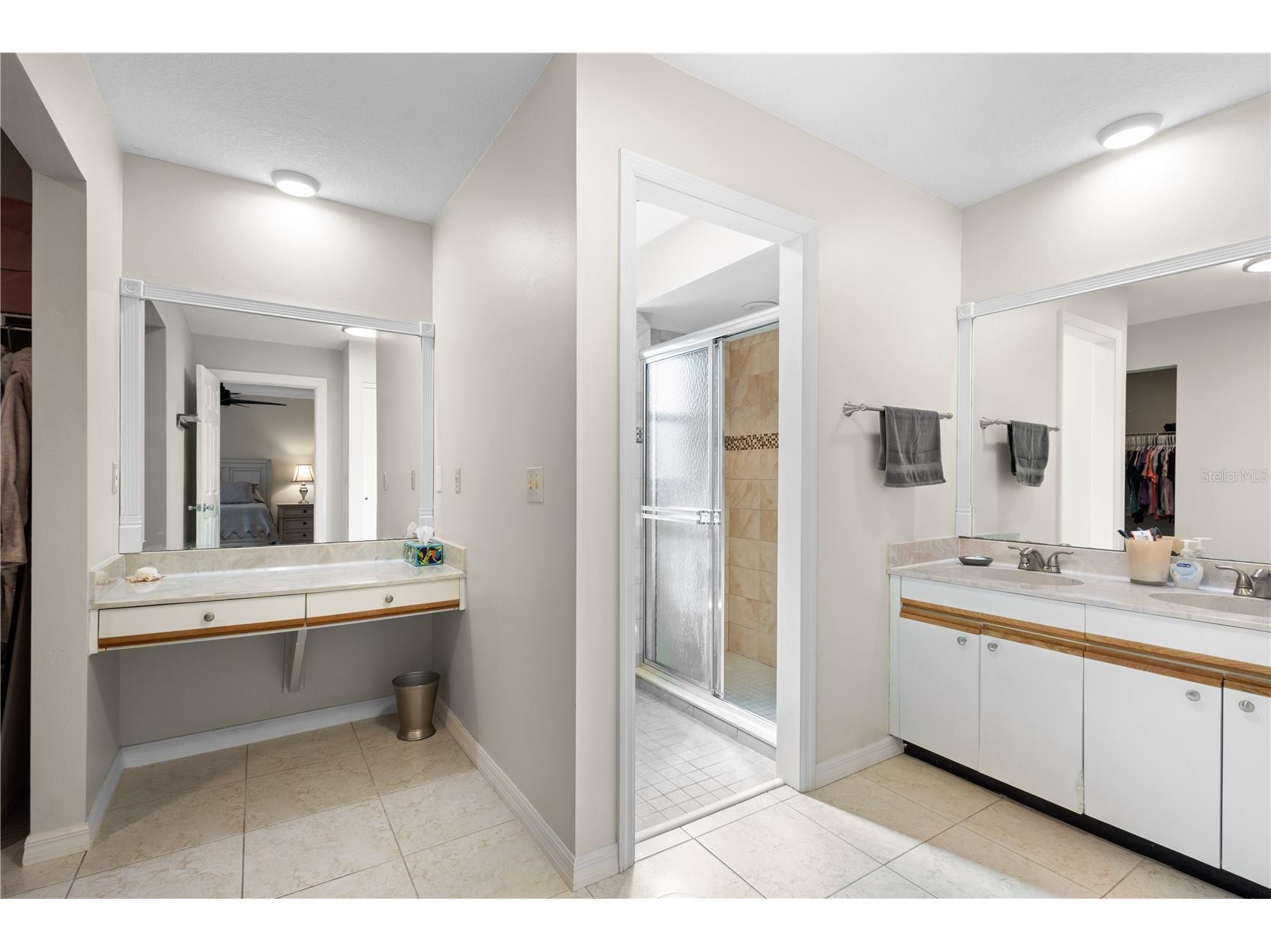 5775 Timber Lake Drive Sarasota FL 34243 A4679749 image16