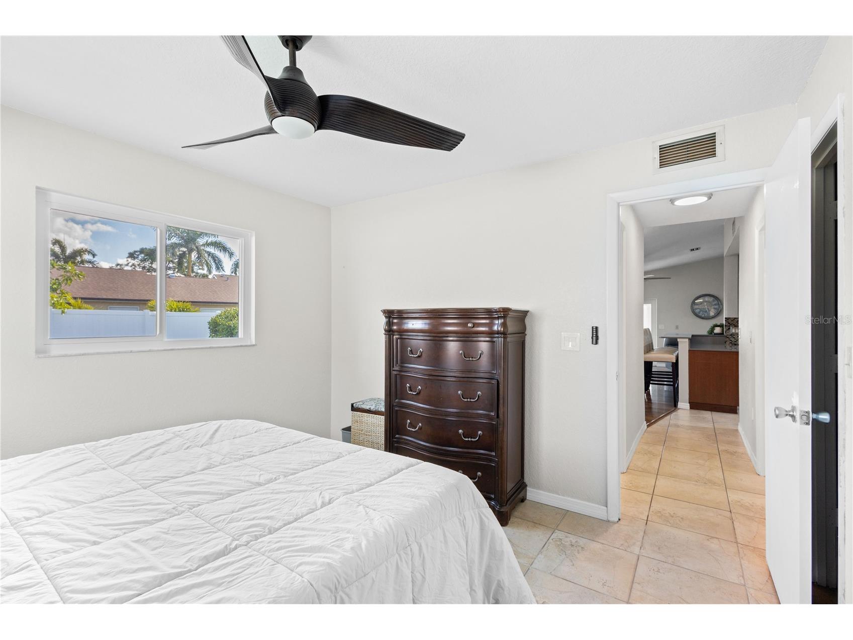 5775 Timber Lake Drive Sarasota FL 34243 A4679749 image24
