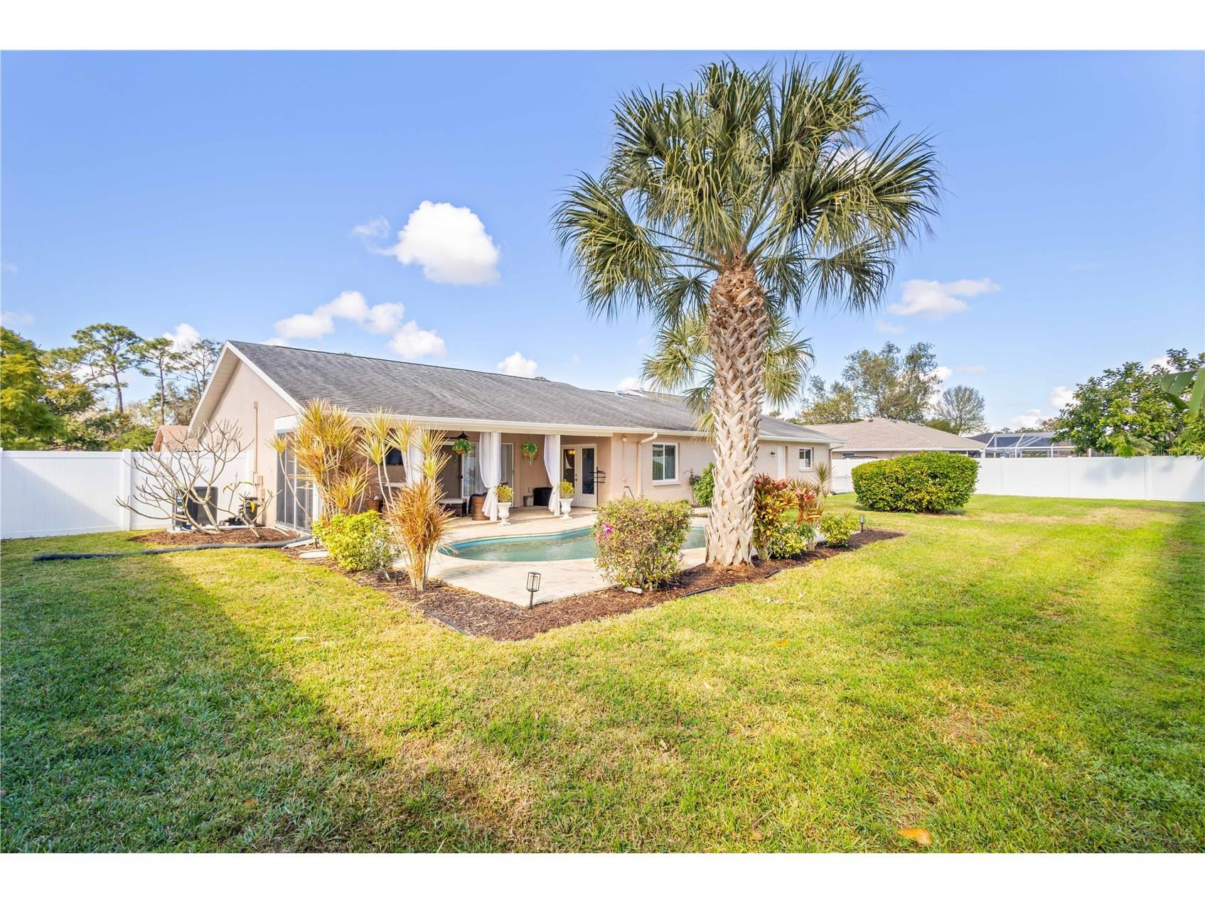 5775 Timber Lake Drive Sarasota FL 34243 A4679749 image31