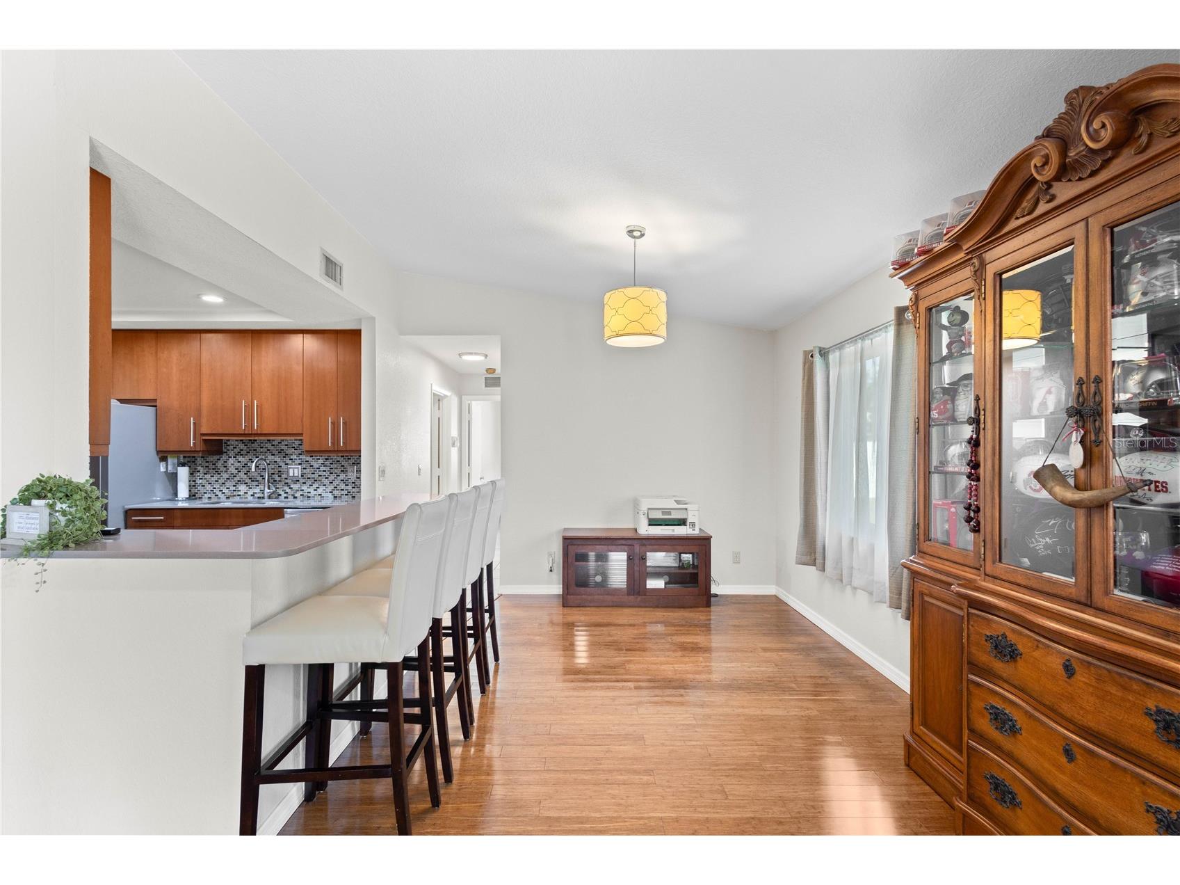 5775 Timber Lake Drive Sarasota FL 34243 A4679749 image8