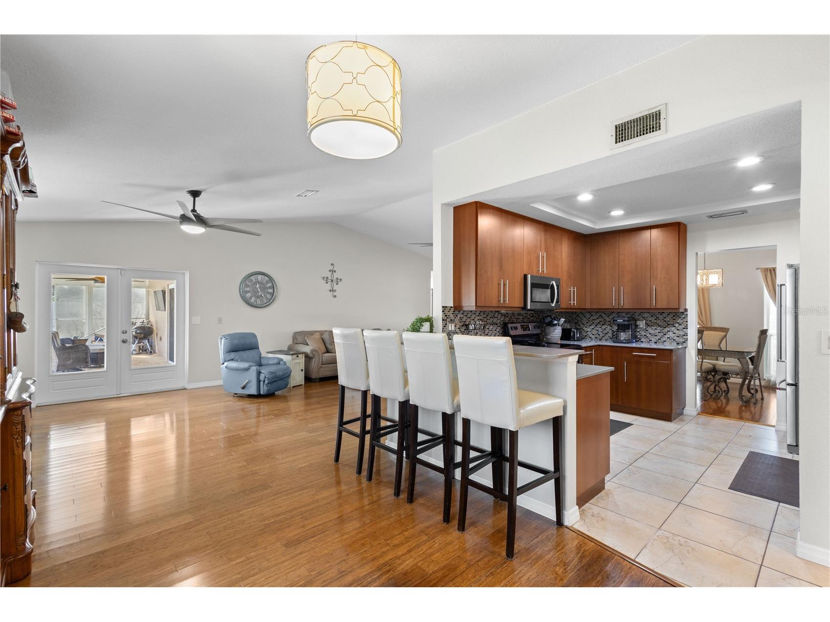 5775 Timber Lake Drive Sarasota FL 34243 A4679749 image9
