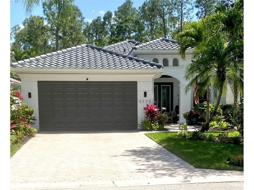 5777 Lago Villaggio Way Naples FL 34104 C7458411 image1