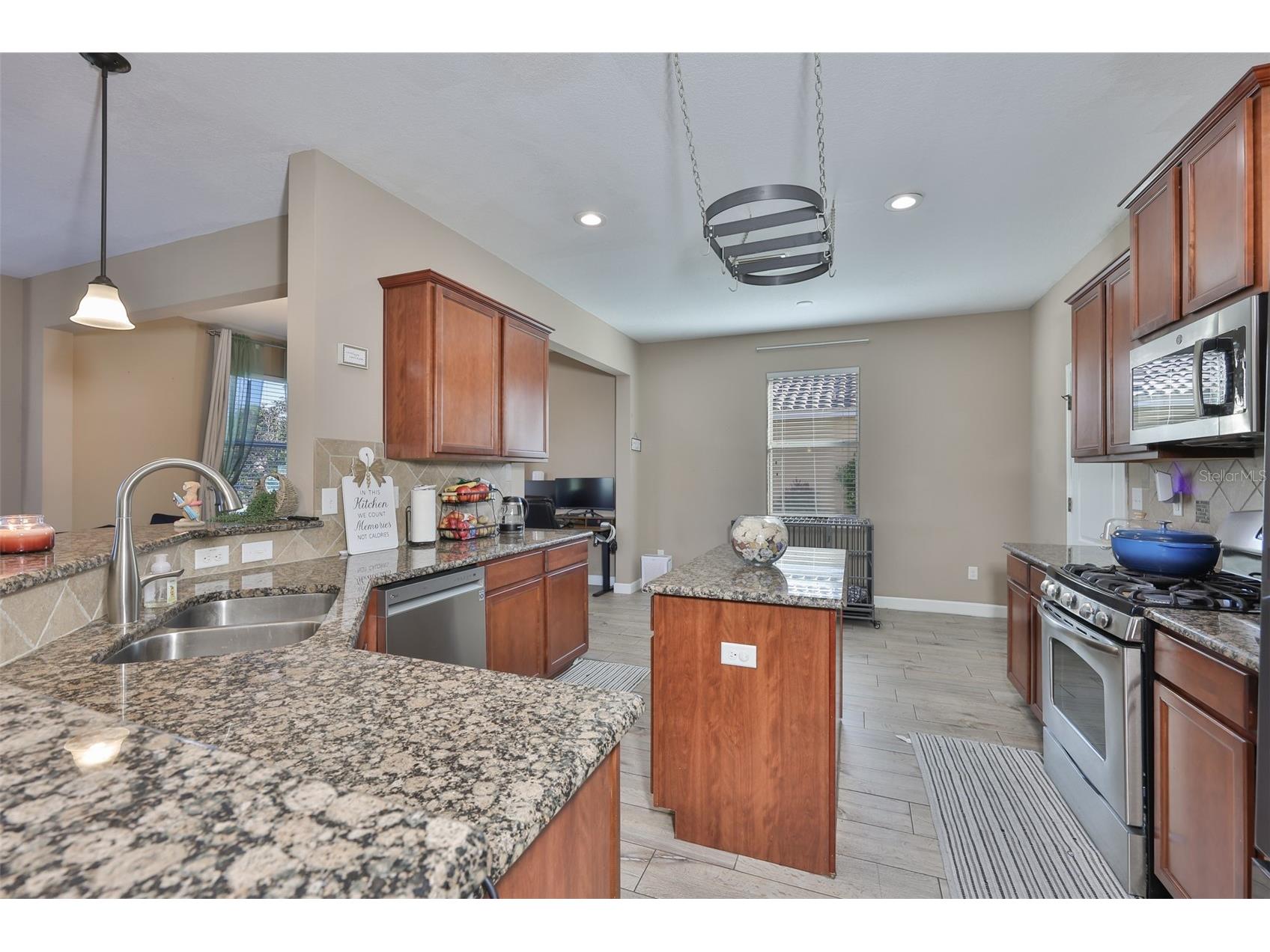 5779 Aaron Court Sarasota FL 34232 A4687398 image5