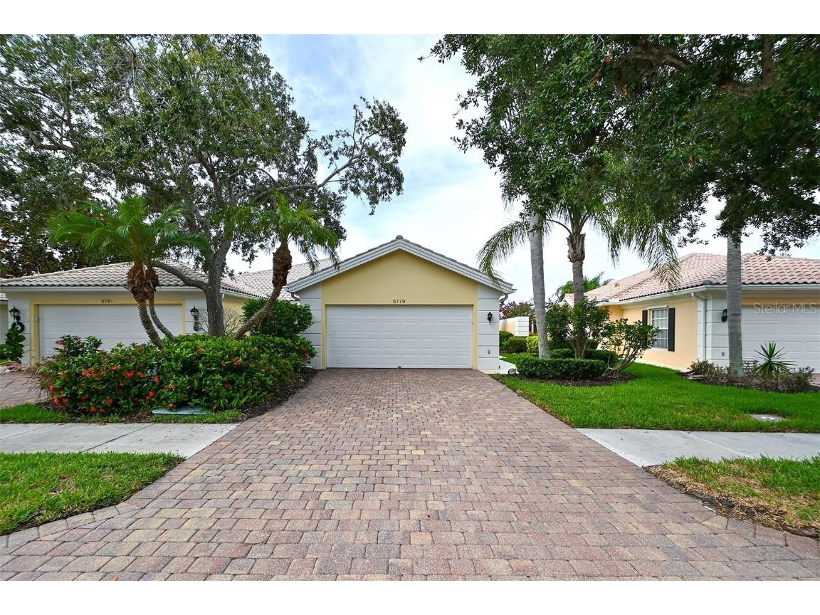 5779 Ivrea Drive Sarasota FL 34238 A4574273 image1