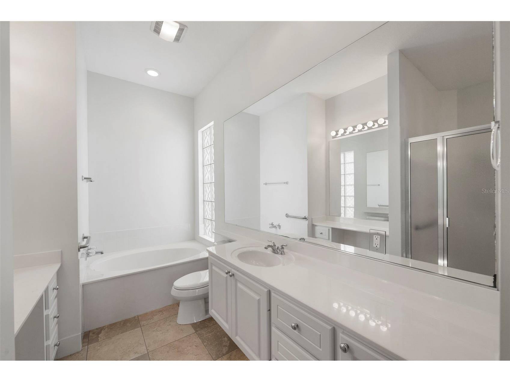 5779 Wilena Place Sarasota FL 34238 A4682771 image13