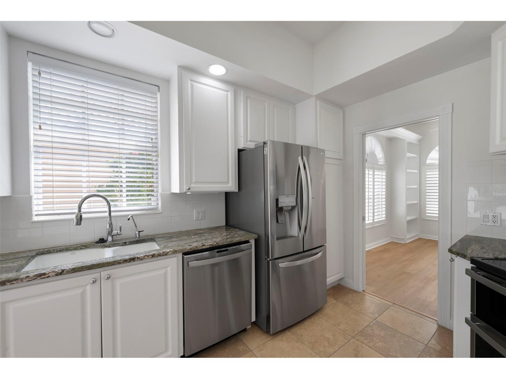 5779 Wilena Place Sarasota FL 34238 A4682771 image8