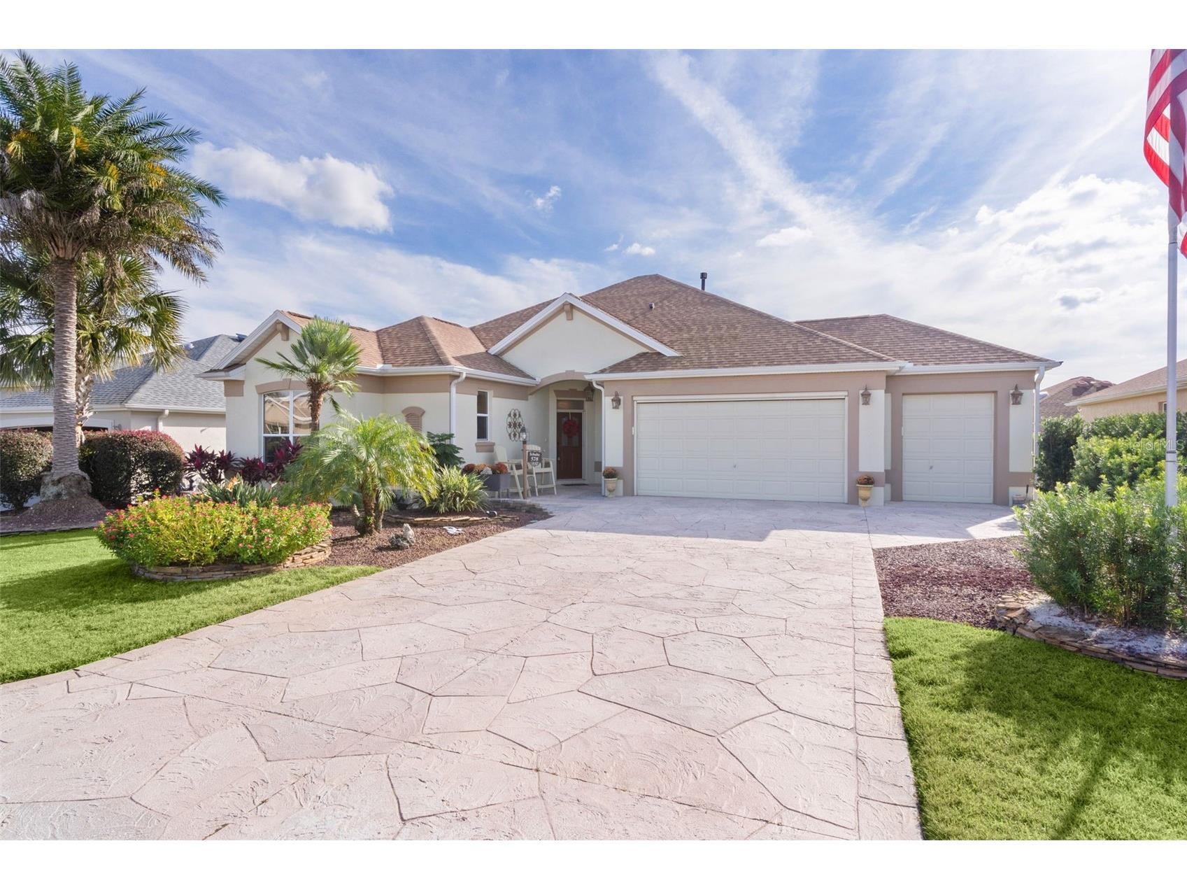 578 Inner Circle The Villages FL 32162 G5105336 image1