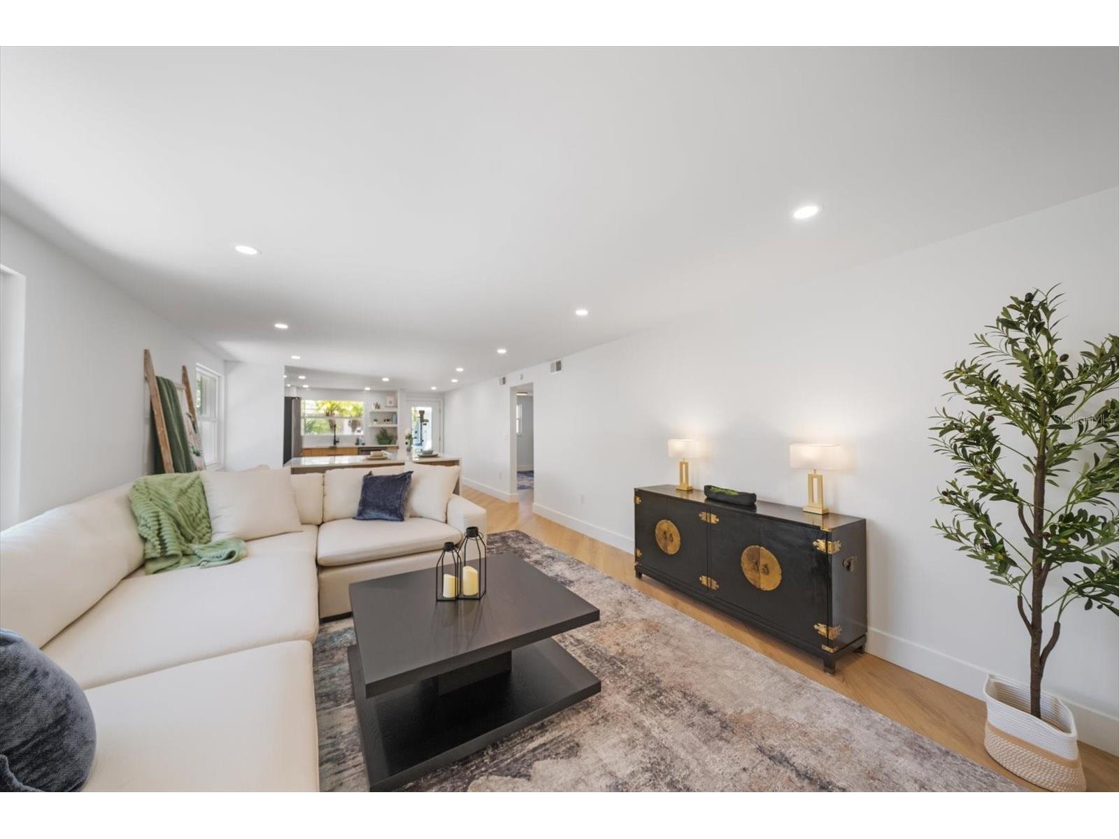 578 Spanish Drive S Longboat Key FL 34228 A4698065 image17