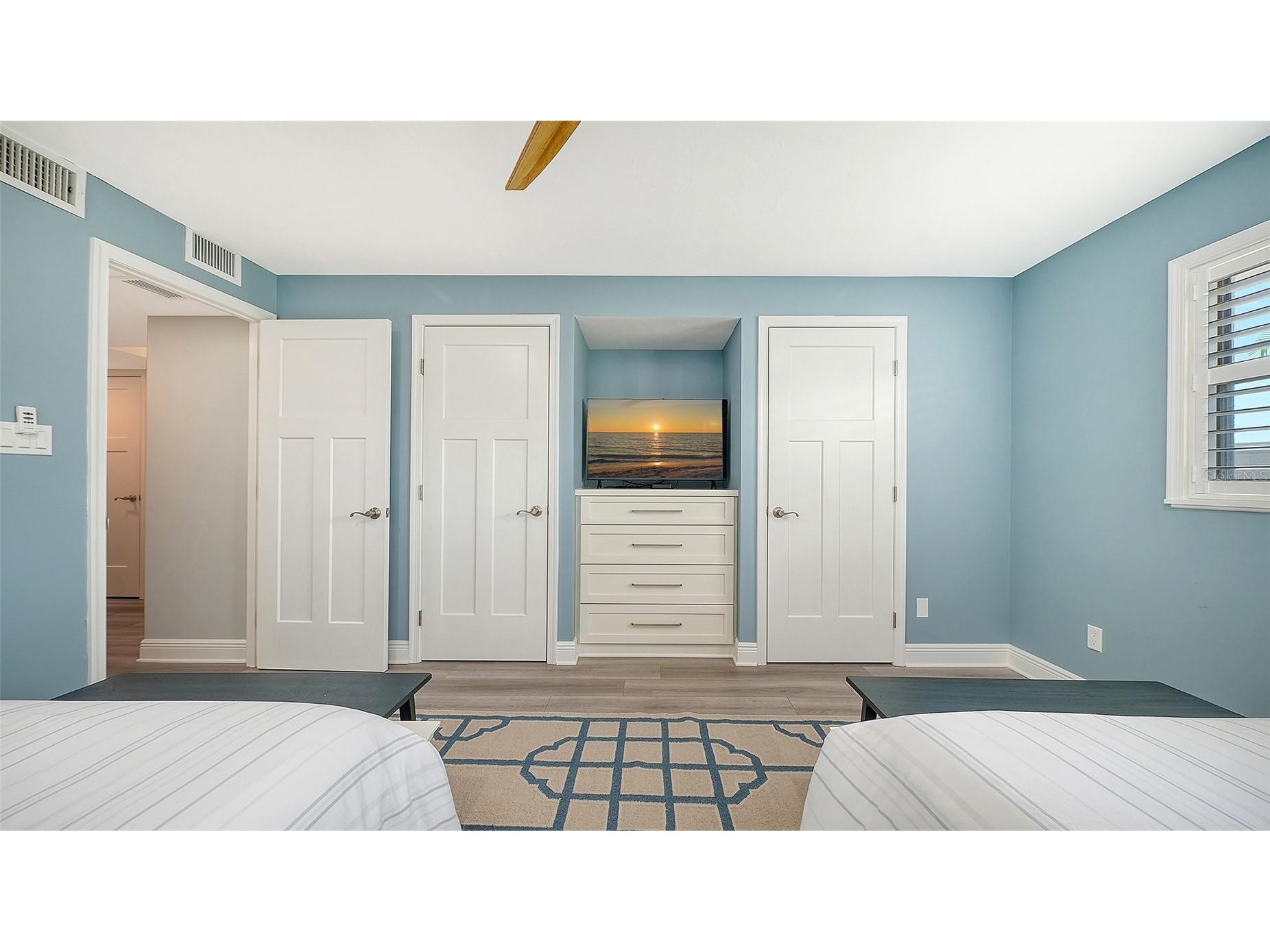 5780 Midnight Pass Road #110 Sarasota FL 34242 A4683108 image30