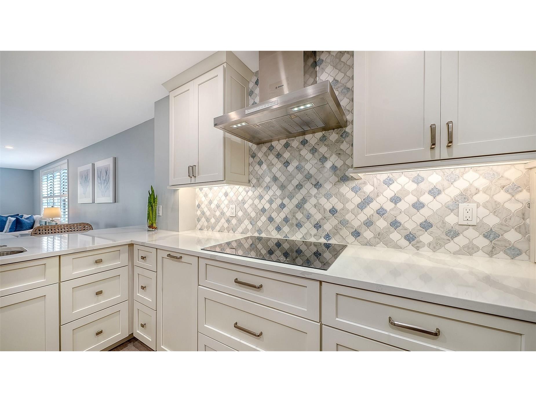 5780 Midnight Pass Road #110 Sarasota FL 34242 A4683108 image6