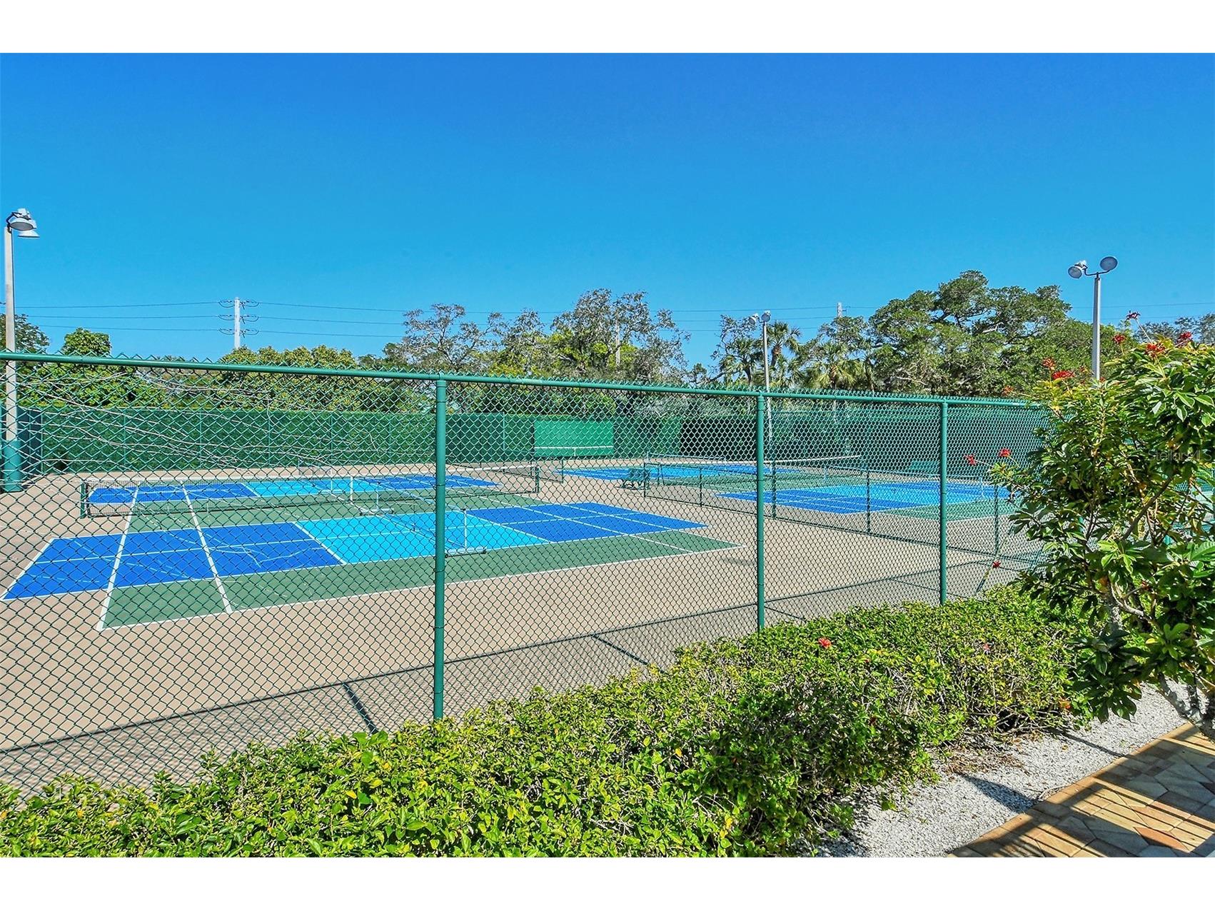 5780 Midnight Pass Road #110 Sarasota FL 34242 A4683108 image69