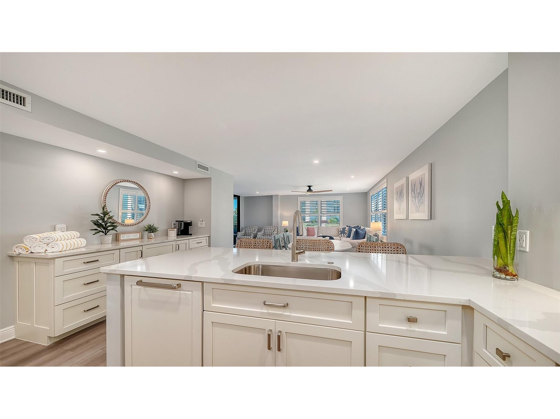 5780 Midnight Pass Road #110 Sarasota FL 34242 A4683108 image7