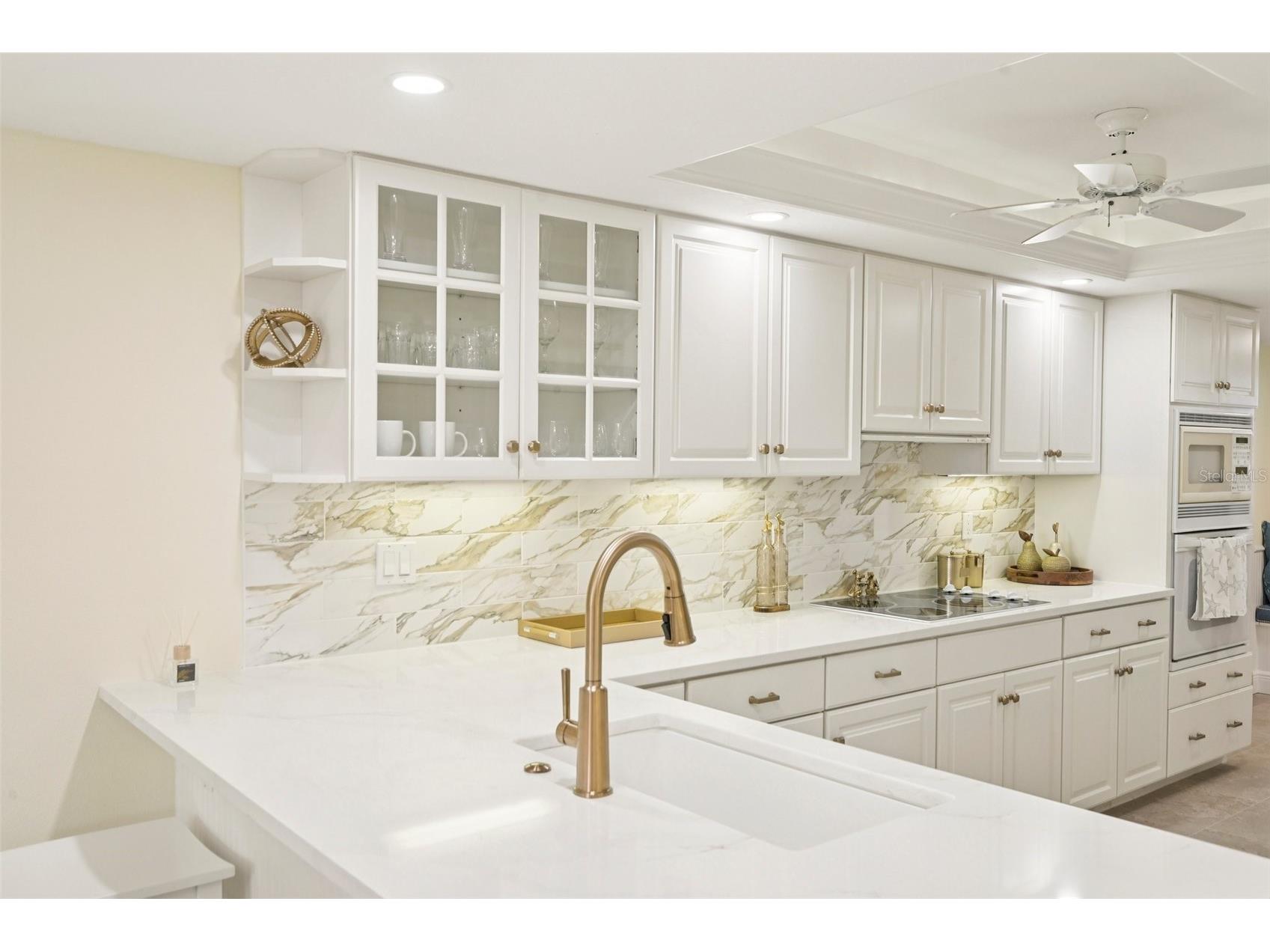5780 Midnight Pass Road #407 Sarasota FL 34242 - GULF OF MEXICO A4697559 image2