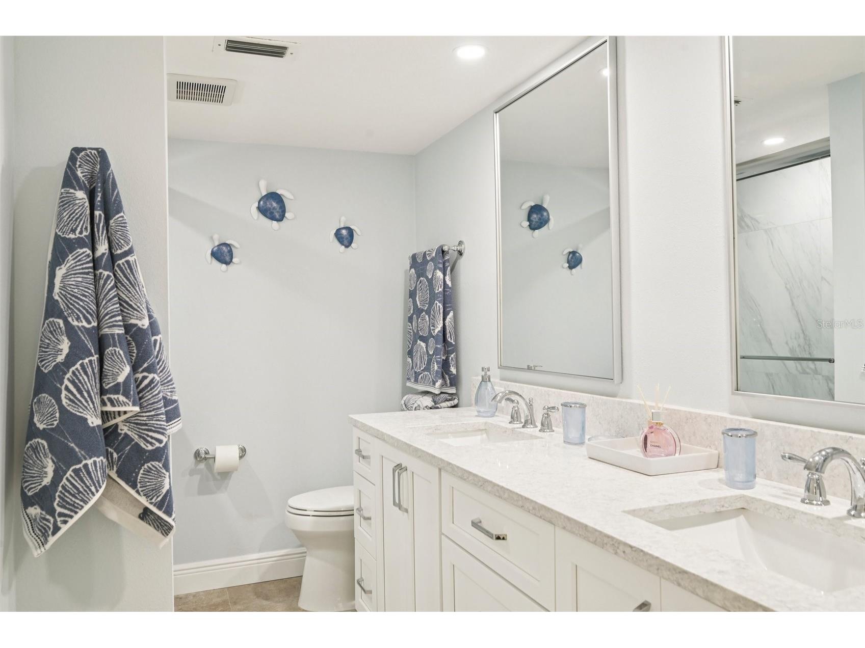 5780 Midnight Pass Road #407 Sarasota FL 34242 - GULF OF MEXICO A4697559 image30