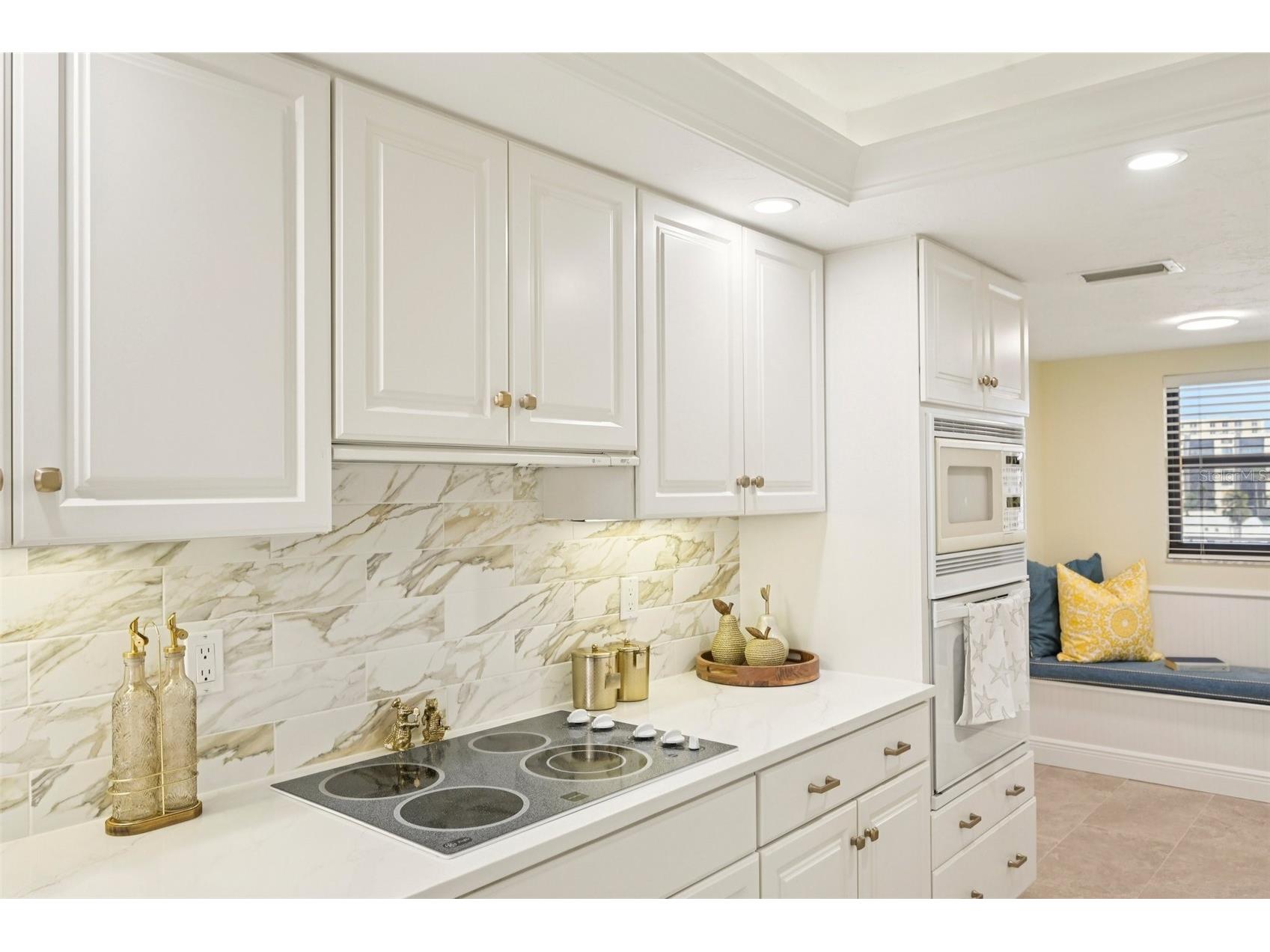 5780 Midnight Pass Road #407 Sarasota FL 34242 - GULF OF MEXICO A4697559 image6