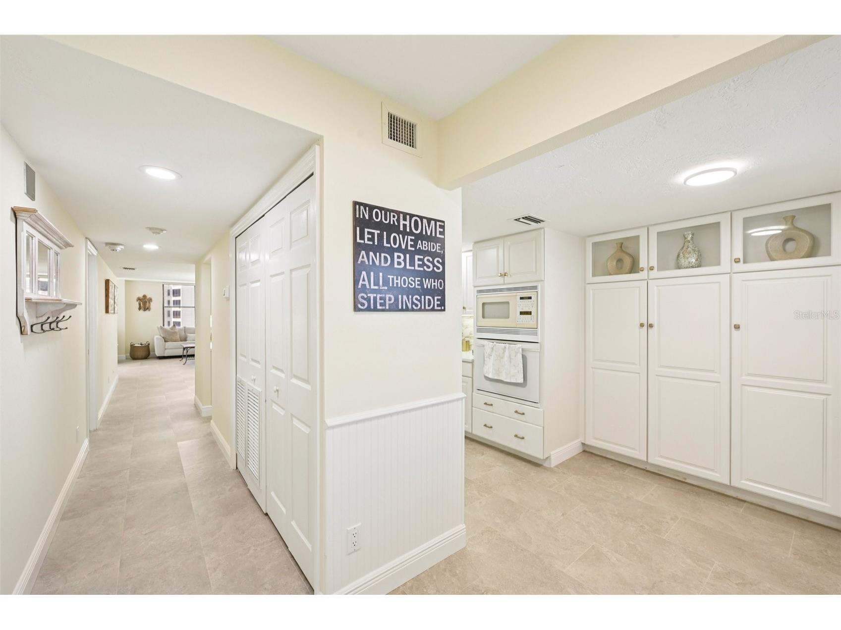 5780 Midnight Pass Road #407 Sarasota FL 34242 - GULF OF MEXICO A4697559 image9