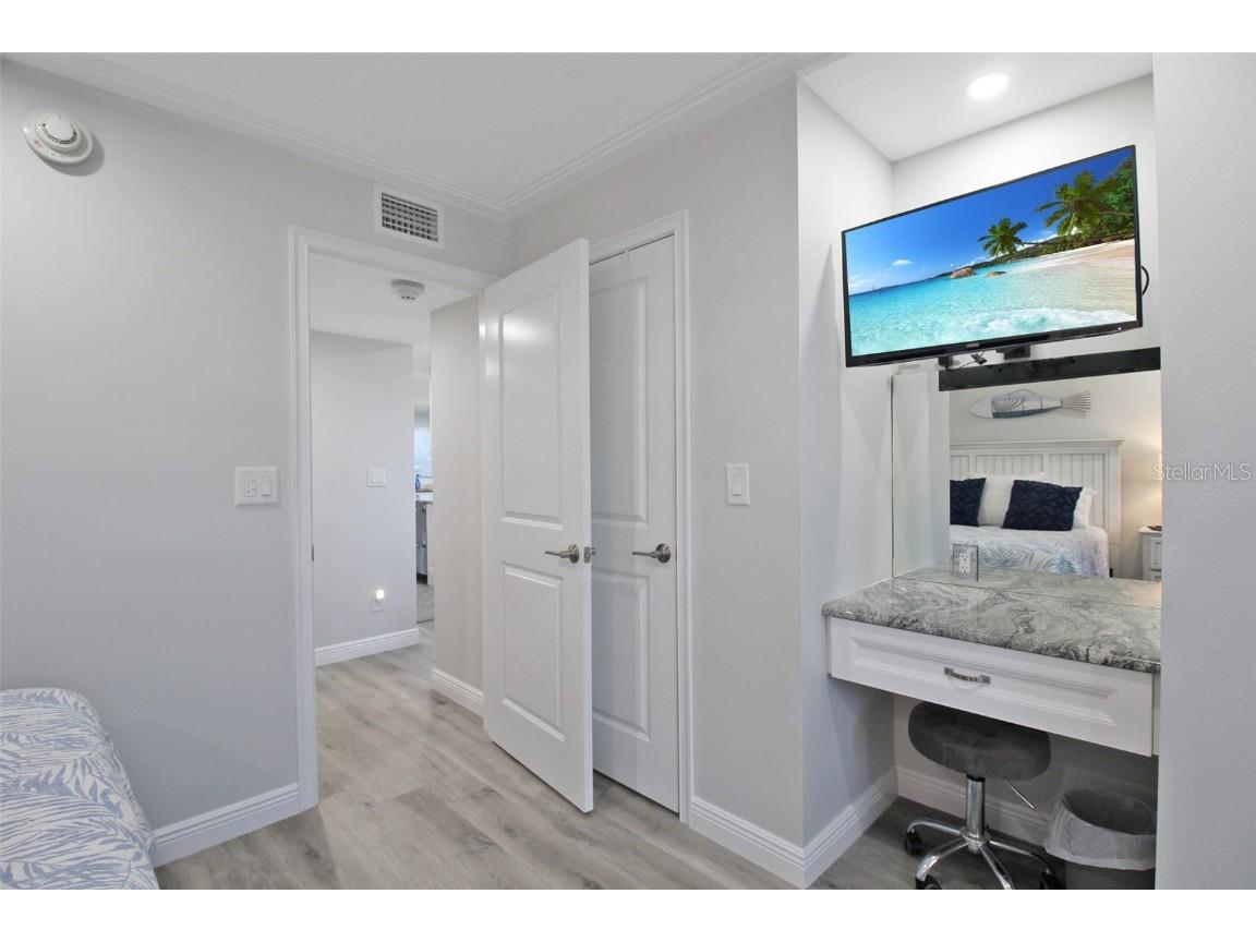 5780 Midnight Pass Road #609 Sarasota FL 34242 A4660412 image14