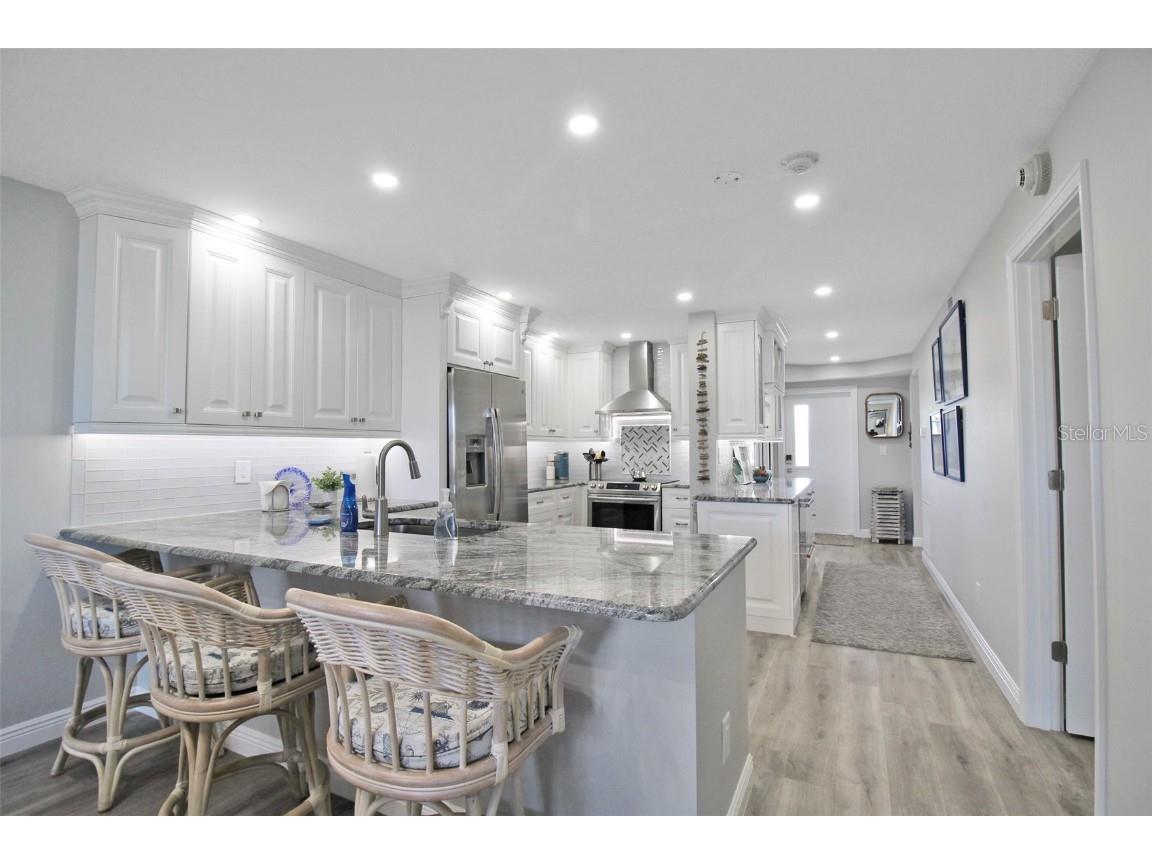 5780 Midnight Pass Road #609 Sarasota FL 34242 A4660412 image24