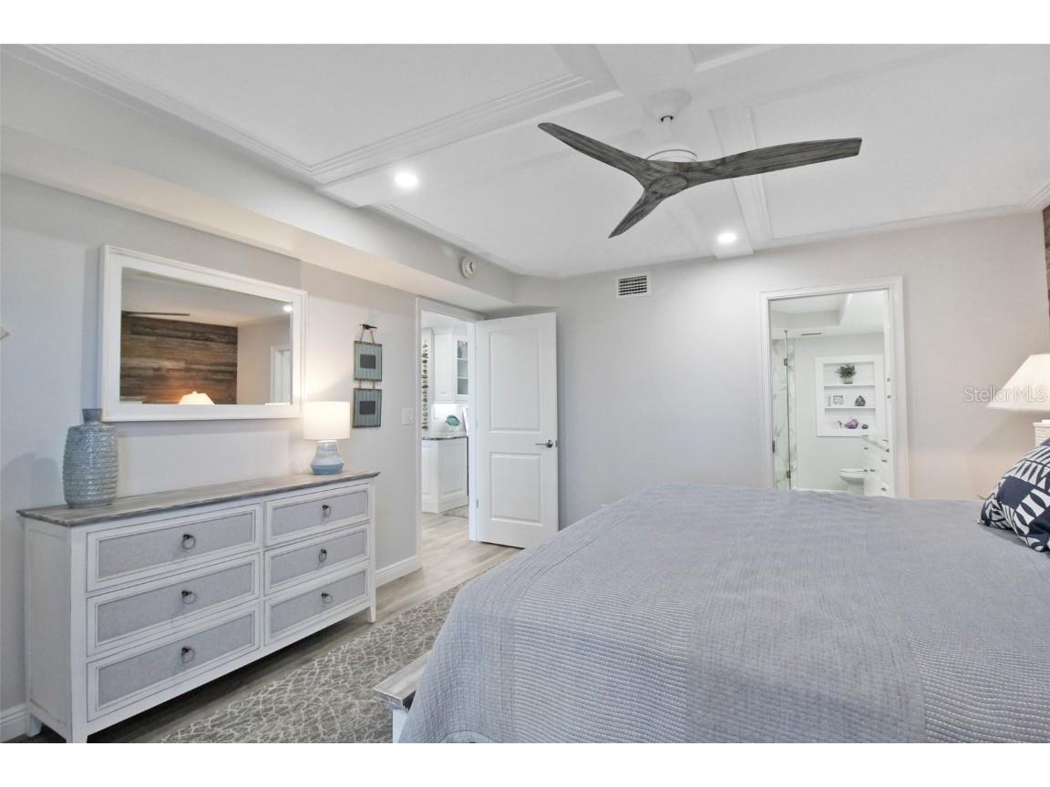 5780 Midnight Pass Road #609 Sarasota FL 34242 A4660412 image29