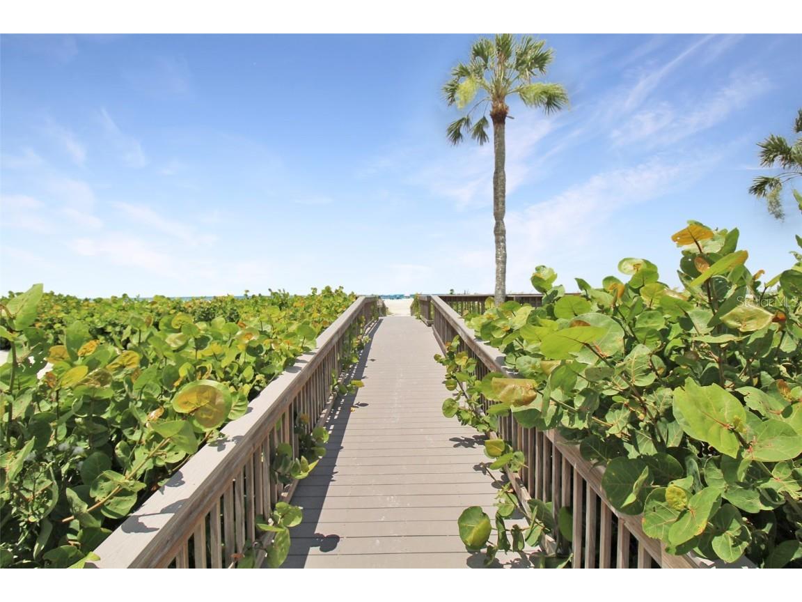 5780 Midnight Pass Road #609 Sarasota FL 34242 A4660412 image66