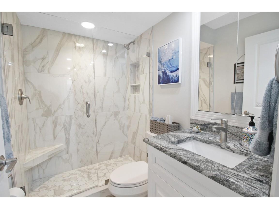 5780 Midnight Pass Road #609 Sarasota FL 34242 A4660412 image8