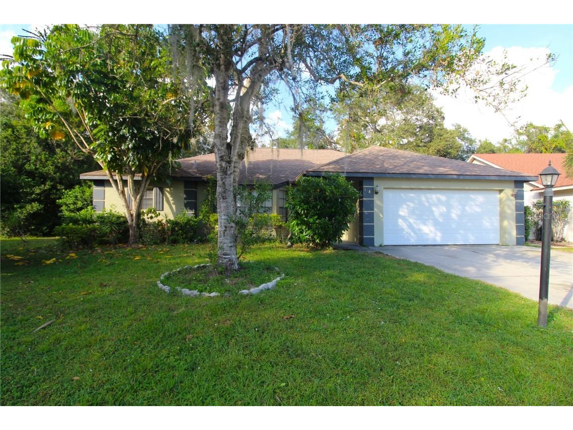 5781 Forester Oak Court Sarasota FL 34243 A4613092 image1
