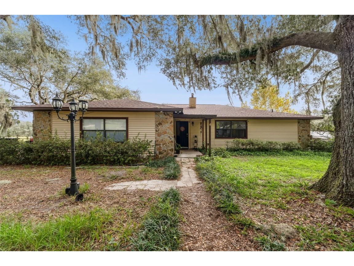 5781 S Crater Lake Circle Keystone Heights FL 32656 - LAKE MARGIE OM709499 image1